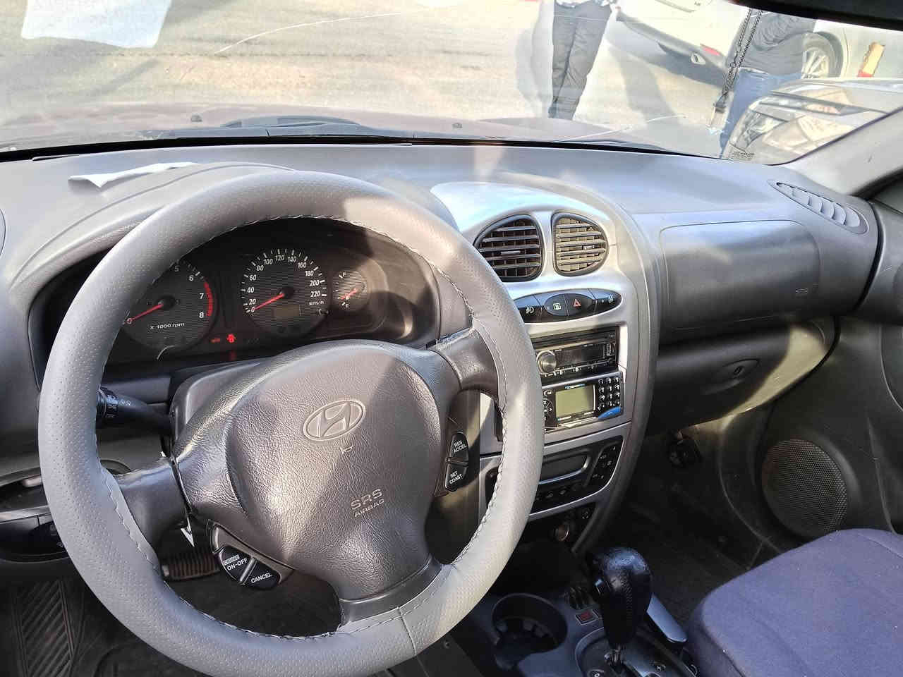 هوندا سنتافي 2002
دبل اكسل
محرك 6
بدون صبخ بس شوية بها تكحيل
سعر ٧٠ و مجال
عنوان دهوك 
رقم ***********
