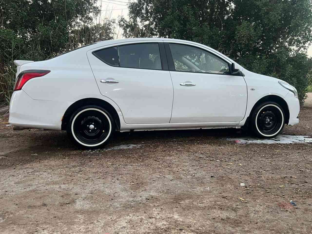 سيارة نيسان صني هندي بيه جاملغ وبنيد تبديل رقم مثنى باسمي  محرك جديد صار شهر من شاده مال ٢٣ 
كير شرط ….تبريد فقط غاز … السعر ٨٠ مع مجال قليل 

***********

‭***********
