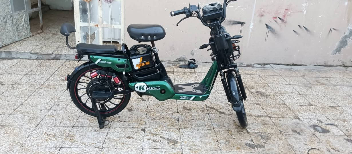 السلام  موطور للبيع شرط كلشي مابي حجم 20  السعر 225وبي مجال ***********
