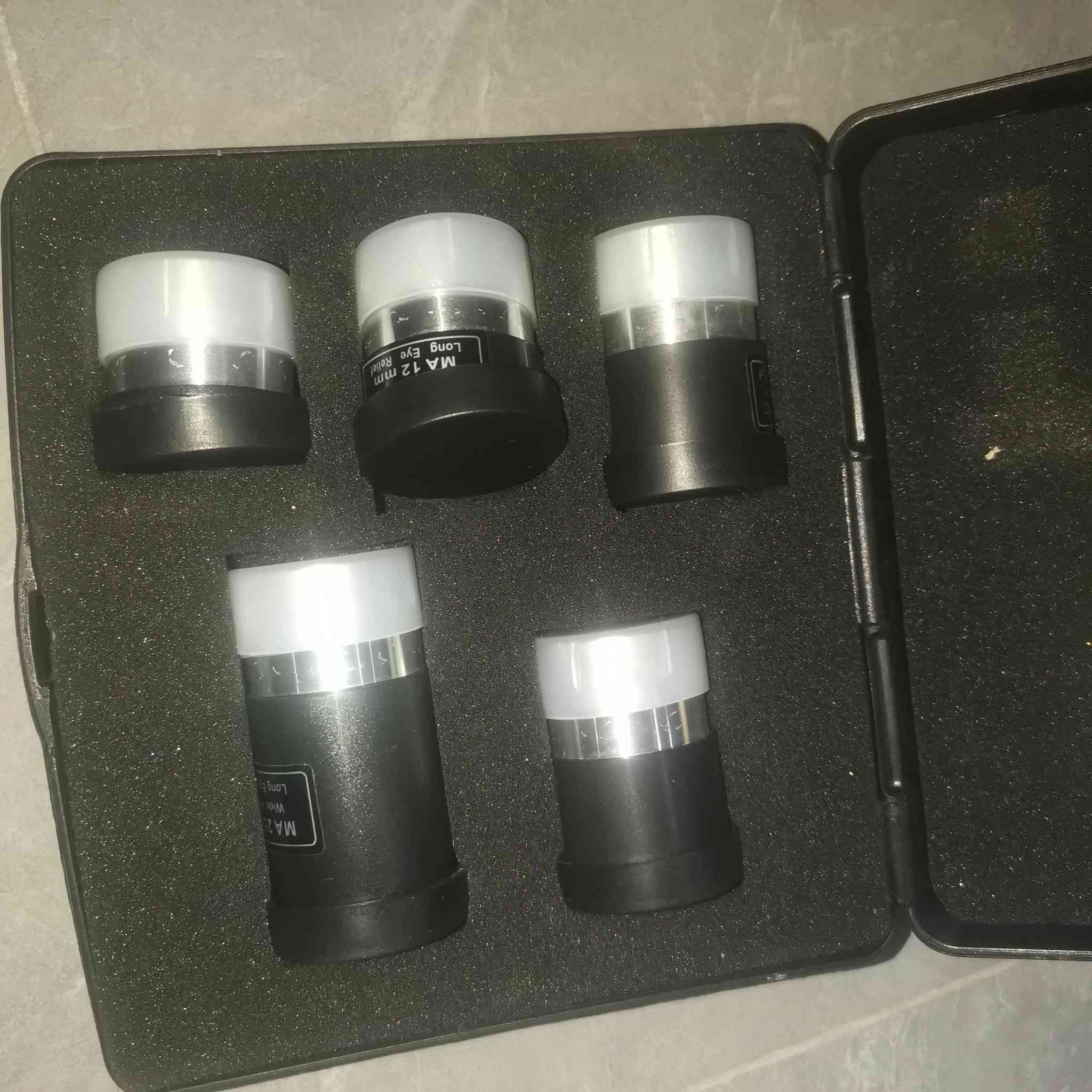 سلام عليكم   عندي تلسكوب celestron 114lcm
ويا كل محلقاته خمس عدسات 25mm 17 mm12 mm6mm فلتر قمري عدسه بارلو 3 x عدسه omni 40mm وهولدر كاميرا
كامره فلكيه touptek g3m715c اريد ابيعهن


**إذا كنت صاحب هذا الإعلان وتريد حذفه لأي سبب، رجاءا أرسل رسالة إلى الدعم الفني**