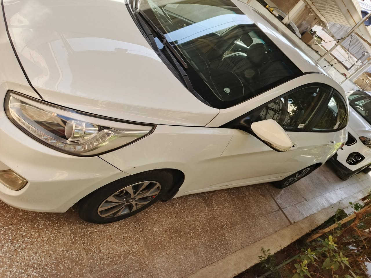للبيع فقط اكسنت موديل ٢٠١٤وارد خليجي محرك ١٦٠٠ بغداد كراده مواصفات تحكم ستيرن شاشه محرك ١٦٠٠ قطره٢ سلايت روف 
بيه تبديل بنيد وبارد جاملغ الايمن والباب الايمن الامامي السعر ٩٠
رقم ***********
