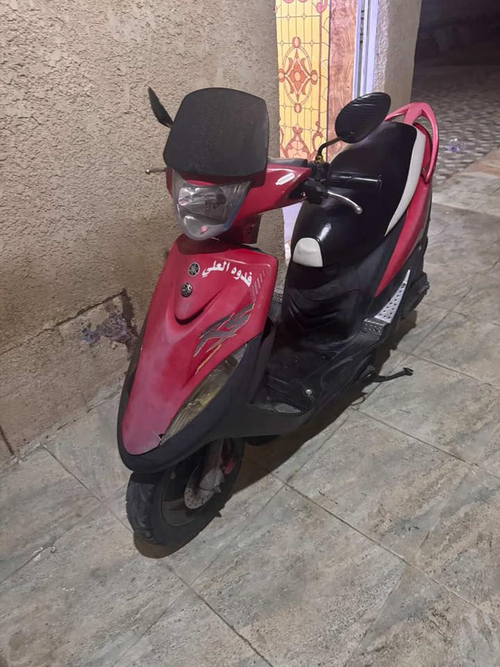 سلام عليكم دراجه ماكس عدلة للبيع لون احمر جارد دراجه حلوه مرتبه ومكفوله قفل شهرين نازلة من الحاوية شغال كلشي بيه سلف لايت بكلايت زنون اشاير سكنات قبق فلاوين تزويد وياله تزويد كشن 4ولفات دبلات جدد تخم تاير جديد الدراجه سعره٩٠٠وبيه مجال لشراي موشراي لاتعبني 
رقمي: ‭٠٧٧٦ ٧٧٩ ٣٤٤٧‬
