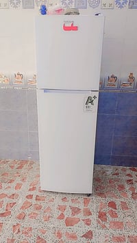 ثلاجه جديدة • حجم كبير