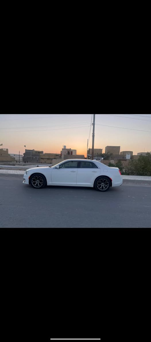 السلام عليكم اوباما للبيع موديل2016
مرمز 2022..
رقم ميسان دولي باسمي.. 
مكينه 3600..
دواخل جلد بيجي.. 
ويل ٢٠تخم تاير حداديه خير من الله.. 
حادث جاملغ وبنيد و 3قطع كلير. . 
صور الحادث مرفقه بل المنشور 
السعر 174وبيها مجال الطيبين.. 
مامشتغله خط استخدام شخصي.. 
مكان السياره ناصرية قضاء الفهود.. 
للاستفسار أكثر ع الرقم.. 
***********..
***********..واتساب
