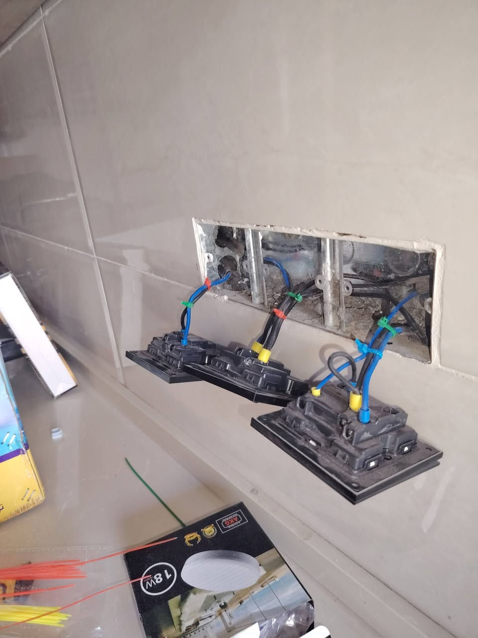 تأسيس وتقفيل عمل بوردات رقمي***********
