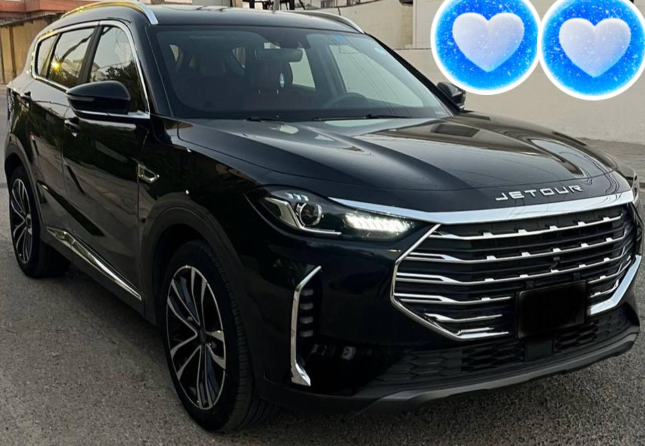 جيتور ايكس 70 بلاس ضمان هارلم رقم شمالي باسمي موديل 2024كل صيانتها بالشركة السيارة جاهزة وخير من الله مكانها تكريت سعرها 165 سبعة راكب 
***********
