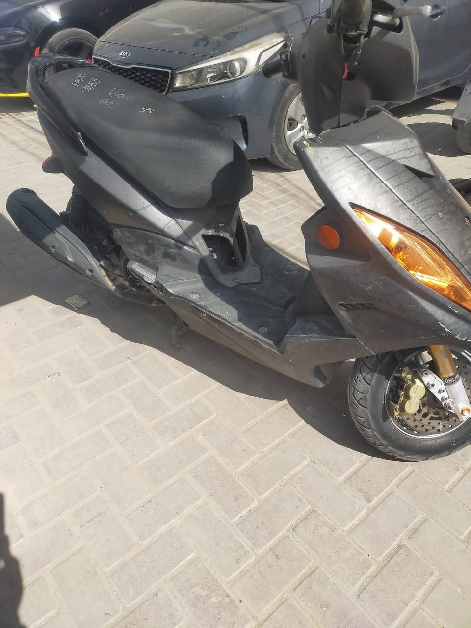 دراجة للبيع المكان بغداد الشعب بيها جويتر .. ***********
