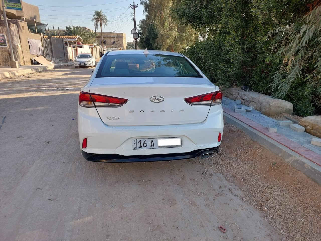 سوناتا وارد امريكي موديل 2018
رقم قادسية لوحة جديدة 

سنوية حرة بأسمي لغاية 2030 

مكينة 2400 GDi 

كاميرا خلفية + رادار جانبي 

تحكمات ستيرن/ بلوتوث/
 مثبت سرعة/أنظمة قيادة

بصمة تشغيل + بصمة ابواب 2 

جنطة ذكية+ اشارة بالمرايا 

مقعد السائق كهربائي+ تدفئة كشنات 

تبريد امامي فقط 
الحادث واضح بالصور المرفقة

السعر ١٢٨ $
للمزيد من التفاصيل
الاتصال على الرقم 

***********
