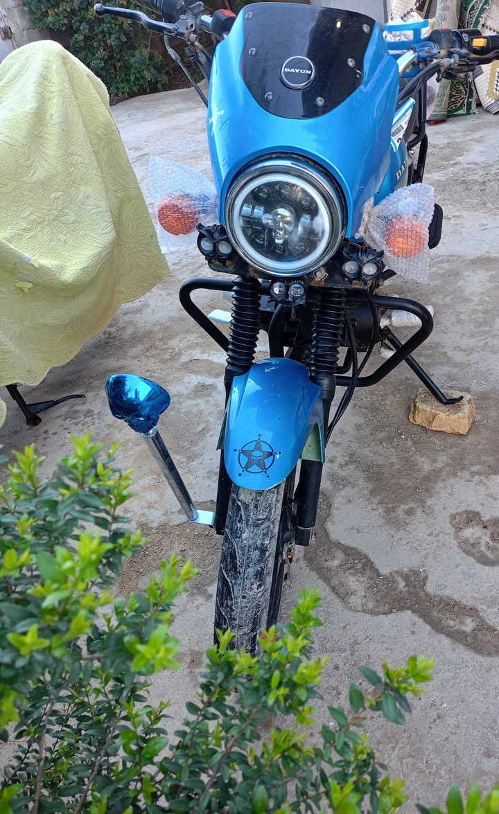 السلام عليكم جميعاً.... دايوان موديل 19 أوراق أصولية كاملة... دراجة حلوة ونظيفة// العنوان كوت الدجيلي 
***********
