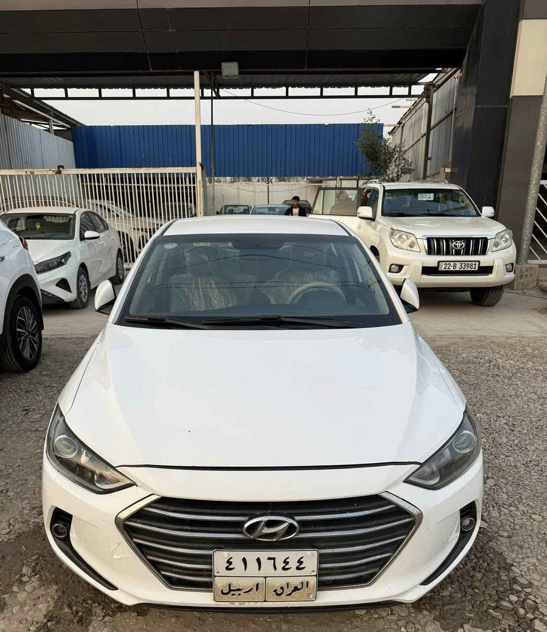 السلام عليكم
النترا 2017 مكينه 2000
فول عدا الفتحه مكفوله 
السعر 140$
***********
