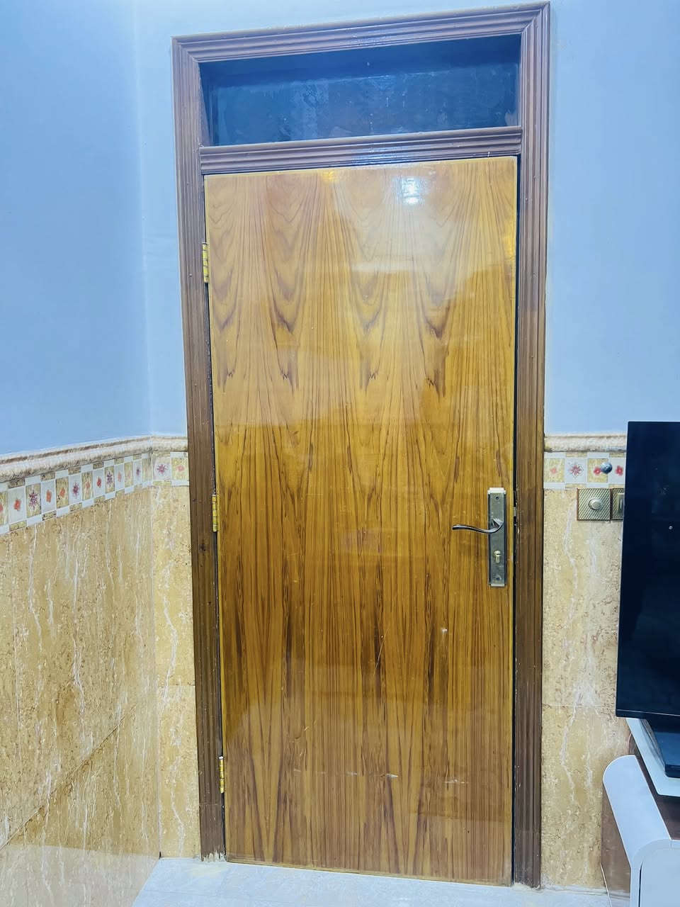 السلام عليكم
6 بيبان صاج تزكام 5 ملم بدون جرجوبه مع كيلون للتواصل على الرقم ***********
@إشارة
