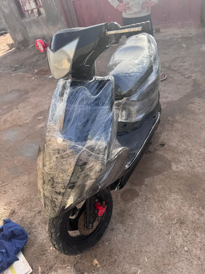 دراجه ماكس دراجه نضيفه كفاله عامه مكينه مامفتوحه بلاديه قفله خمسميه وخمسين  ***********
