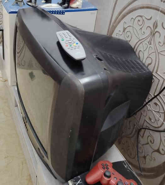 السلام عليكم شباب عندي هذا التلفزيون ال جي سعره 25,000 مع التوصيل
***********
