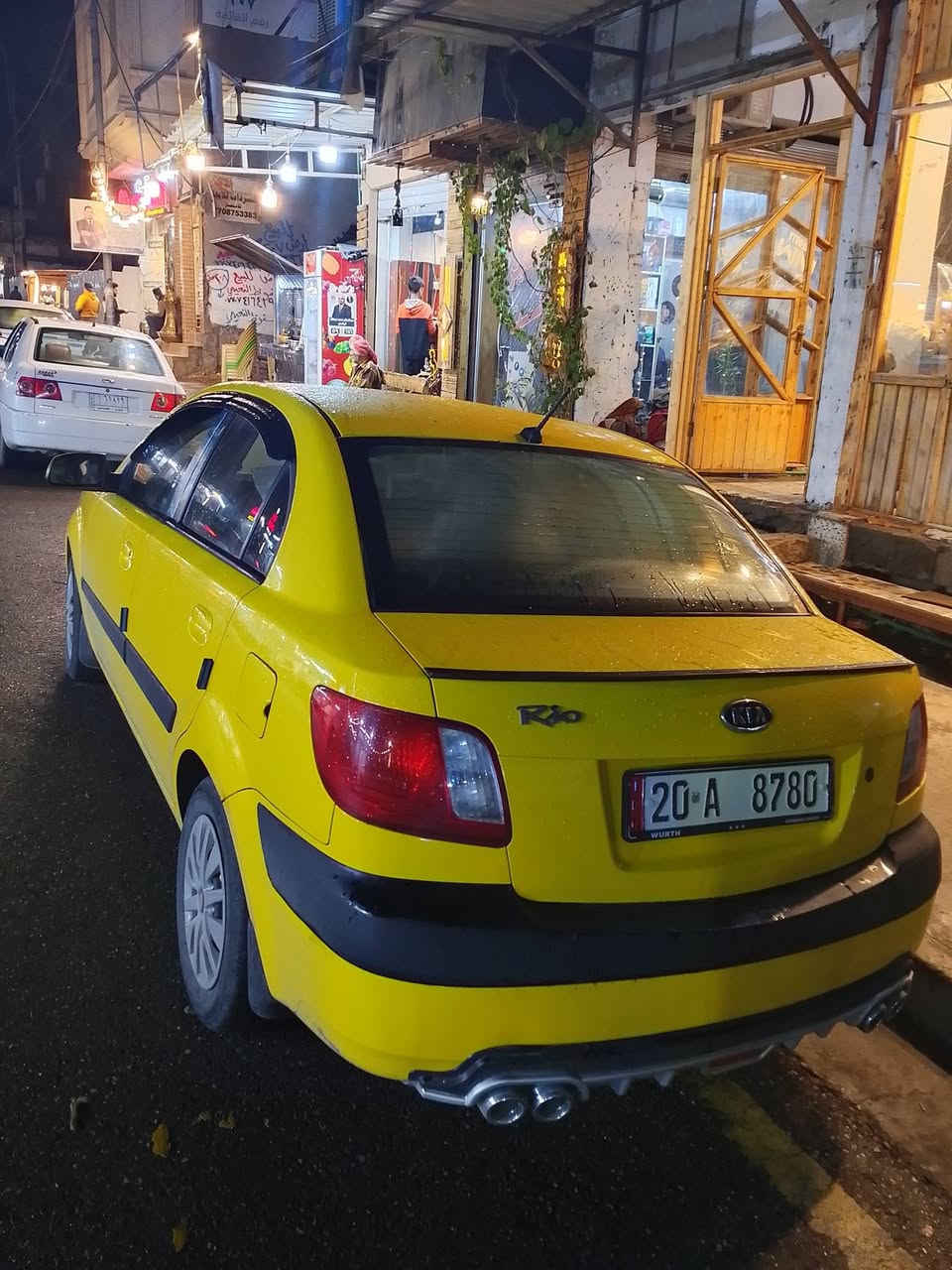 السلام عليكم 
كيا ريو موديل 2009
رقم ديالئ مشروع وطني موصل 
سياره بسمي شرط تحويل
رقم مصطره جديد 
هزه جديده 
هيئه غرامات صفر شرط 
مصبوغه جديد تكسي 
بدون معجون 
تدفئه شغاله تبريد بس غاز 
ضرر بيهه ضربه بل يمين فقط هذه ضرر 
بدون دواخل 
كير محرك شرط محرك مال كصه جديد فول 
اشاير لايت زينول كلو شغال 
سياره حلوه مال رزق 
شرط ربع ما تصرف عليه كبل عشارع 
السعر 84 وبي مجال شي قليل 
***********
