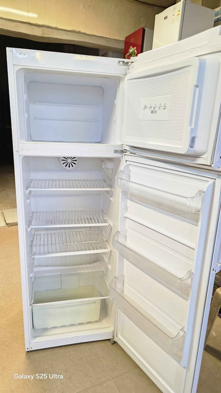 ثلاجه فستل 16 قدم تركي الأصلي وضع شركه وبشرط وضمان بسعر ١٥٥ الف للتواصل او الاستفسار اتصال او واتس اب ***********  /  *********** من معرض الجوهرة متوفر توصيل جميع محافظات العراق 🇮🇶 موصل, نينوى
