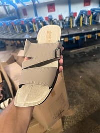 شحاطة جلد • مقاس 40-41 • مسيب سوق الشط