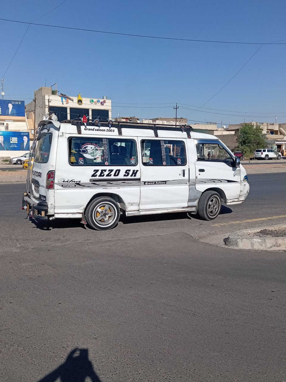 السلام عليكم كيا للبيع هونداي موديل 2001 ثانويه 2019 السعر 45 وبيها مجال رقم التليفون ***********
