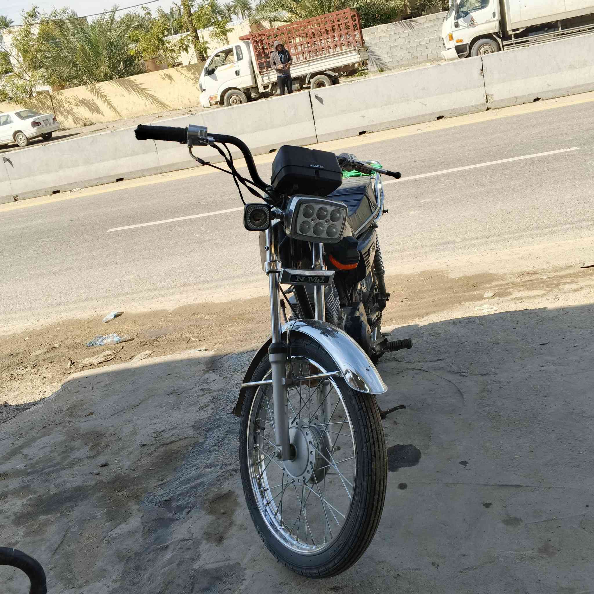 السلام عليكم دراجه أربعه گيرالسعر375وبيه مجال ***********
