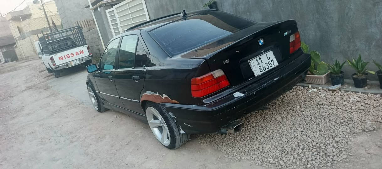 السلام عليكم e36 رقم بغداد انكليزي بأسمي موديل 91 سنويه لحد شهر ال11 نهايته ياله تسقط مكينه 28مسكر تك فانوس كير اوتو مكينه وكير وتخم تاير كفاله المكينه قبل شهر شديتها حداديه الاماميه نضيفه بنسبه 80% الحداديه الخلفيه جديده كهربائيات كلها شغاله دعاميات m  ودوس الجانبيه m  ويل 17 هامان 
شعله ومعدل تشك الكاع بيها طخه بلدور الخلفي مثل ماموضح بلصوره صبغ عام جماليه كفاله من شواصي وقواعد دبلات نقص تبريد فقط السعر 45وبيها مجال قليل مكاني بابل حي الجزائر ***********
