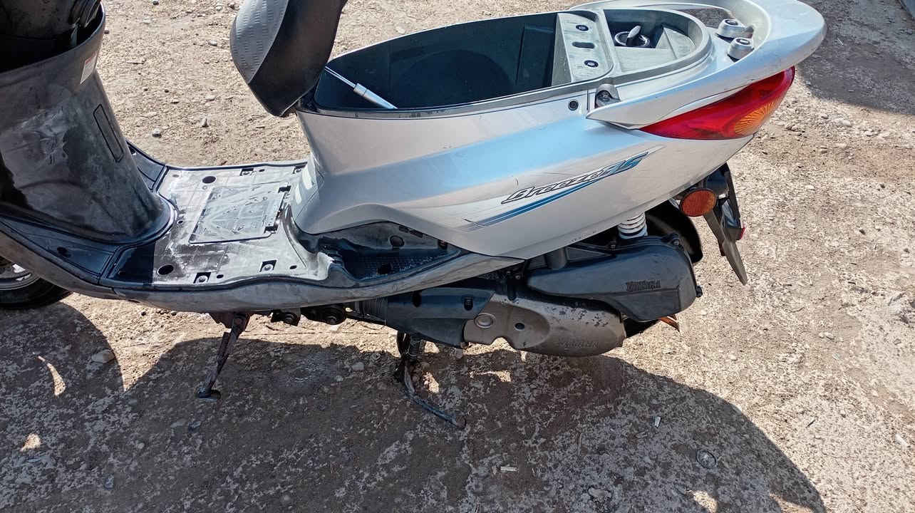 السلام عليكم ورحمة الله وبركاته دراجه بريز ببغاء البيع الدراجه امانه الله عل أيدي منزله رمبه رمبه ماخذه مليون ٢٥٠ المكاتبه عندي بشهر ١٢ ماصارله هواي امانه المو شراي لايتصل السعر مليون ١٥٠ وبيهه مجال حك الجيه الاستفسار عل الرقم *********** مكاني الحريه الدولعي
