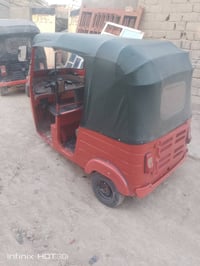 تكتك موديل 17 محسوبه عل18 تكتك كشر نضيف مابيها خياس مكينه نعومه مكاني ...