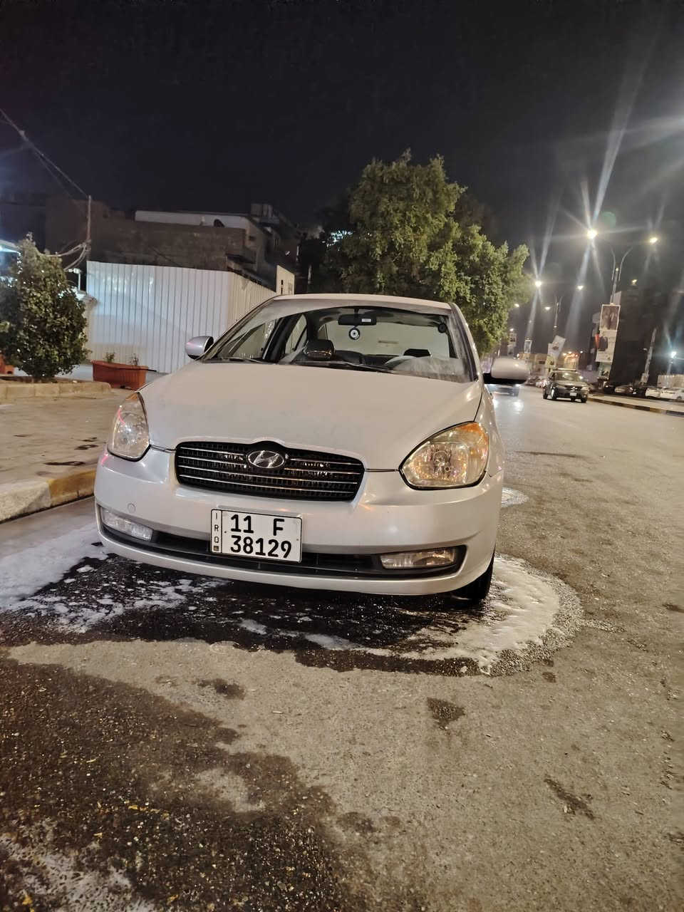 السلام وعليكم اكسنت خليجي 2010 للبيع سياره كير مكينه1600 تبريد خير من الله بيها مكانات صبغ ابيع حزام داخلها على وضع شركه بلاد شاشه  جنطه وارضيه مدوشمه سفاري تايرات جدد باتري جديد عارضها ب 78مكاني بغداد ***********
