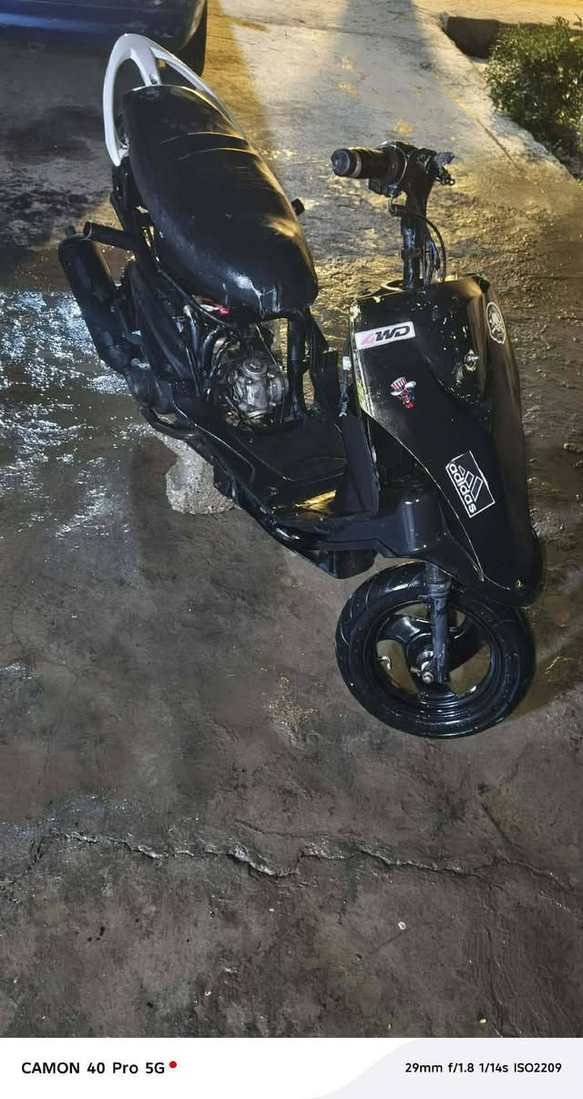 سلام عليكم ماكس بوشه 55للبيع، 
السعر 275وبيهه مجال


**إذا كنت صاحب هذا الإعلان وتريد حذفه لأي سبب، رجاءا أرسل رسالة إلى الدعم الفني**