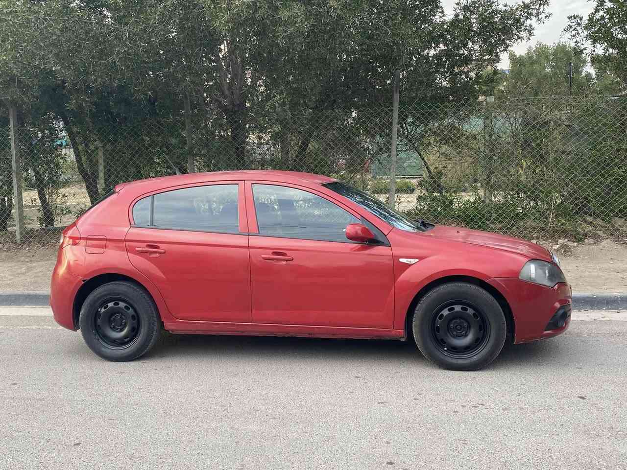 للبيع برلينس 2014    FRV
محرك 1600 اقتصادي  
محرك وكير بلاديات مسيوبيشي ياباني 
سياره بدون صبغ  بيه جراد خفيف بل قماره  
دواخل نظيفه  سياره جاهزه بدون نقص   
سعره ٥٥ وبيه مجال لشراي بيع فقط   
مكان سياره بغداد 
للاستفسار  على رقم ***********
