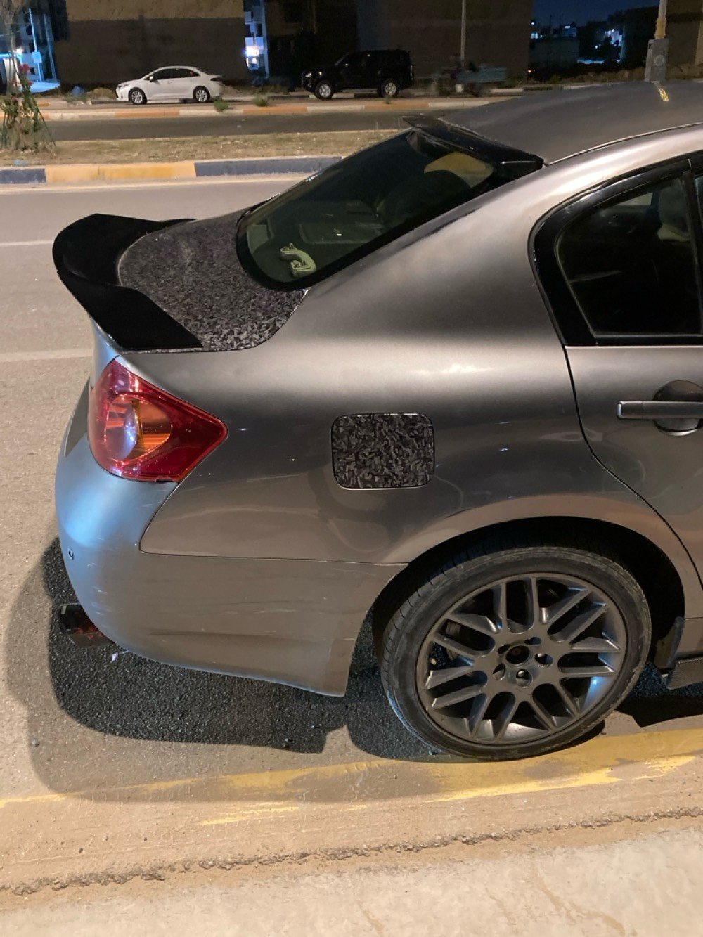 سلام عليكم 
انفنتي  g37x
‏بها نقص بسيط
موديل 2013 مصروف عليه هواي
موصفات خير من الله 
فتحه
كشنات جلد
شاشه 
تحكمات ستيرن
شفتات
تبريد قطعتين
السياره موصافت المعروفه مال انفتني
الاضافات 
راديتر مال  هيمي انسا حماوه
شوت knلونك  مسويهن
عليه داون بايب
واكزوز ستتم كامل ستنلس ستيل 
منطول لطول
دبات كورسا تحكم  3 مابات
كتم وسط مفتوح

سياره مبرمجه. الuprev كلش قوية

‏ برمجة أبث استخدام يومي وطقة

الدواخل نظيفه

نجي ضرر 
تعرفون انفنتي يجي كله غرق
راجعه ضفاير 
 وبيه هنا جاملغ وبنيد صبغ
سياره بأسمي
مكاني كربلاء  

(((105 بيها مجال بسيط)))
***********