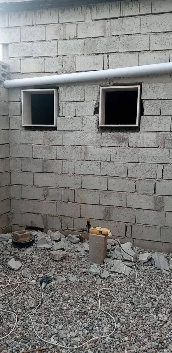 ابو ازل للمرمر 
تم إنجاز العمل في كركوك طوب زاوة 
اي استفسار اني حاضر 
نظام العمل براغي وتشميع 
***********
