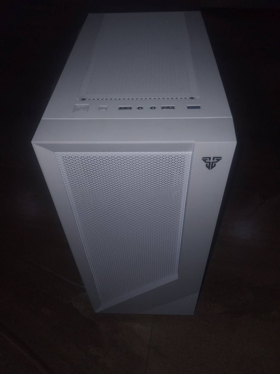 السلام عليكم قطع بي سي للبيع باور سبلاي msi للبيع 650 واط السعر 75,000 وبي مجال بسيط للشراي وكيس حجم متوسط السعر 45,000 وبي مجال أيضا للشراي للإستفسار خاص او على هذا الرقم *********** الموقع بكرة جو قرب جامع باداشت
