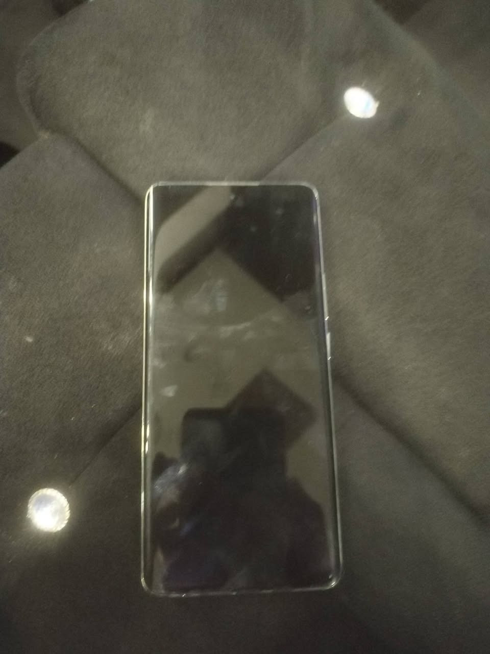 السلام عليكم شباب ريلمي 12 برو 5 جي ذاكره 512 الموبايل بي خلل بالكاميرا السبب التحديث مكاني بغداد *********** الجهاز ما تاخذه اذا ما تقتنع بي
