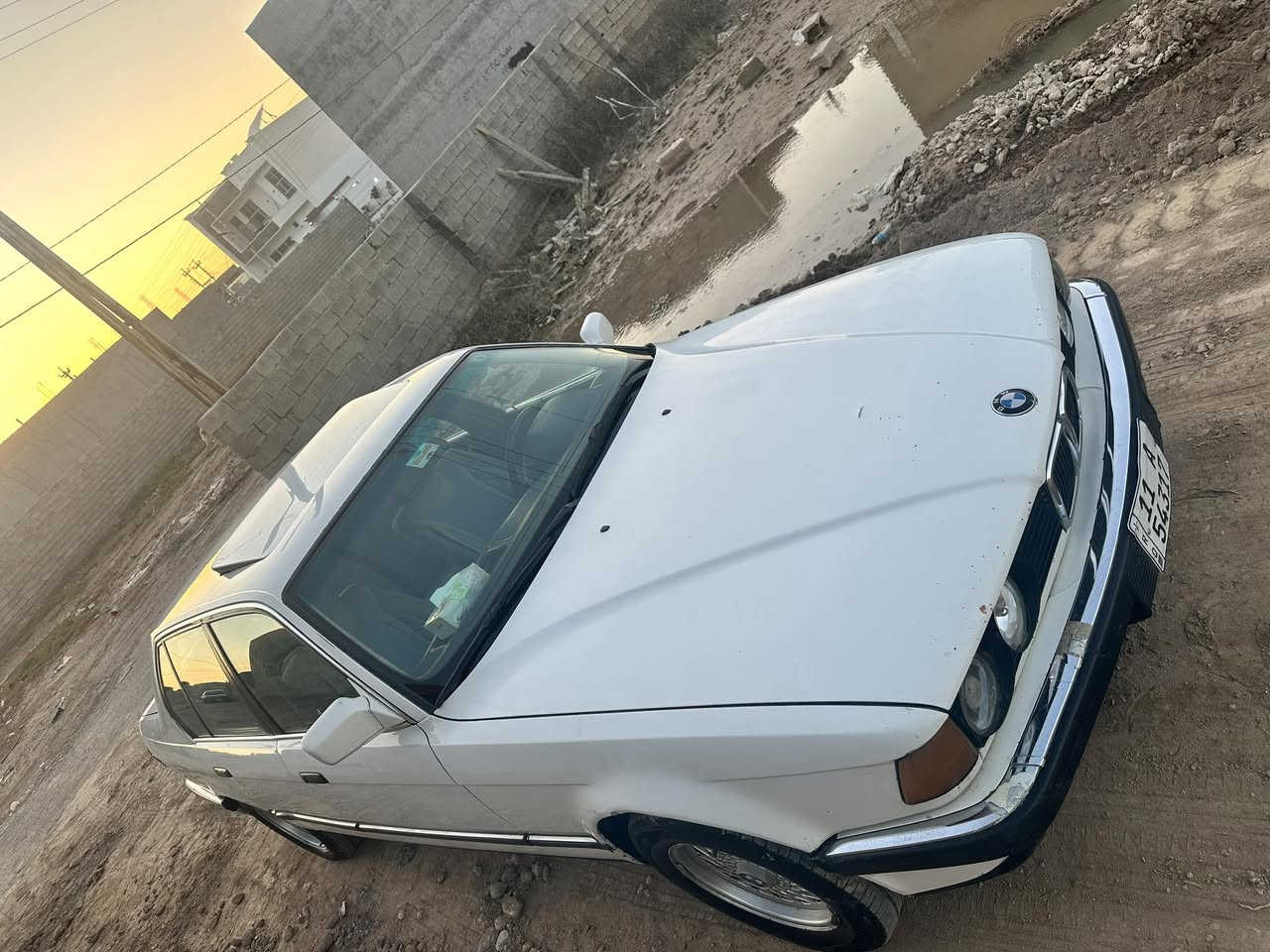 بيئم موديل ٩٢ رقم بغداد بسمي حجم ٧٣٠ مكينه خير من الله كير وصدر تبريد وتايرات كله جديده غرفه هم جديده تخبل مكفوله من ضربه ودواخل شرط مابيه اي دواخل صبغ فقط بيه خمس قطع فقط جماليه سياره مابيه اي نقص شرط مكفوله من كلشي فقط طوافه نوبات شكل فقط بس طوافه ولباقي كله شغال تبريد قطعتين ثلج مكانه ديالى بعقوبه مقابيل لفروسيه سعره ٦٥ بيه مجال ترايك والله شرط بصره ***********@
