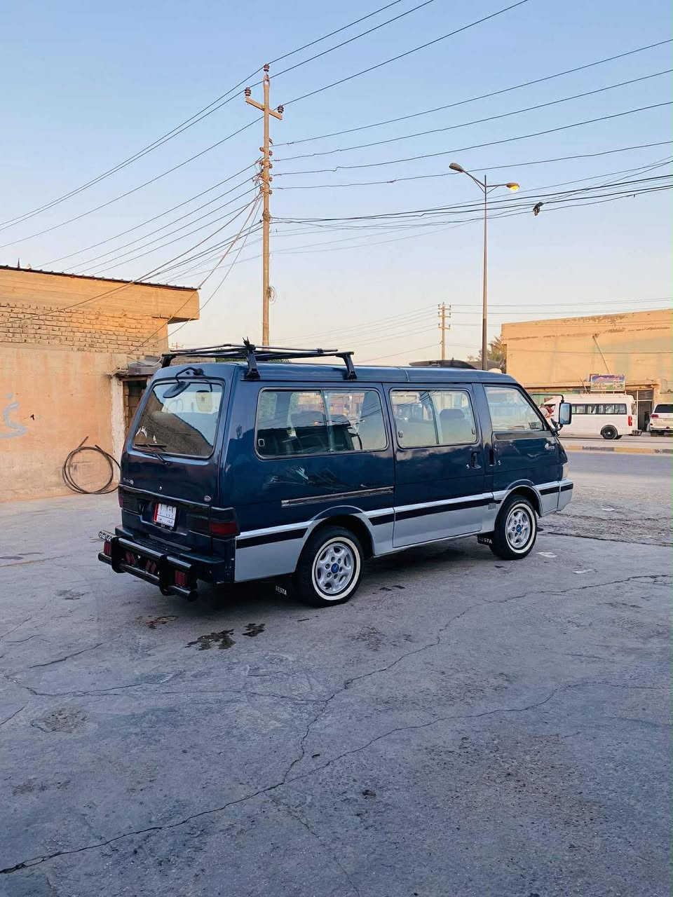 للبيع كيا بستا كفاله عامه من كل النواحي مكينه وكير وحداديه وداخل كشنات وبطاين  وشواصي ع وضع الشركه سنويه لل ٢٨  ما مستلم لوحات ألماني للاتصال ***********
