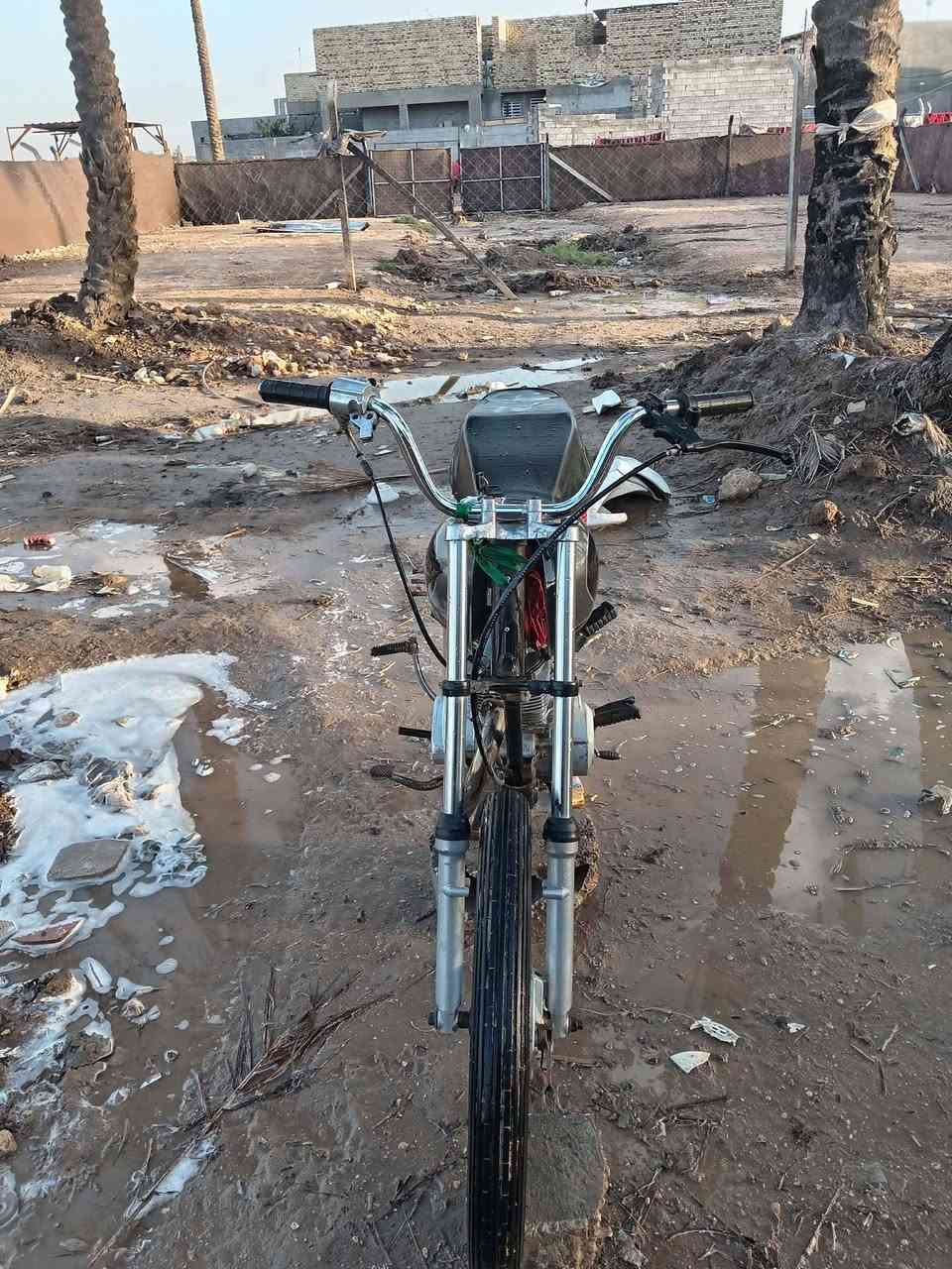 السلام عليكم دراجه نامه للبيع الموقع الحله بكرلي الرق*********** السعر 250
