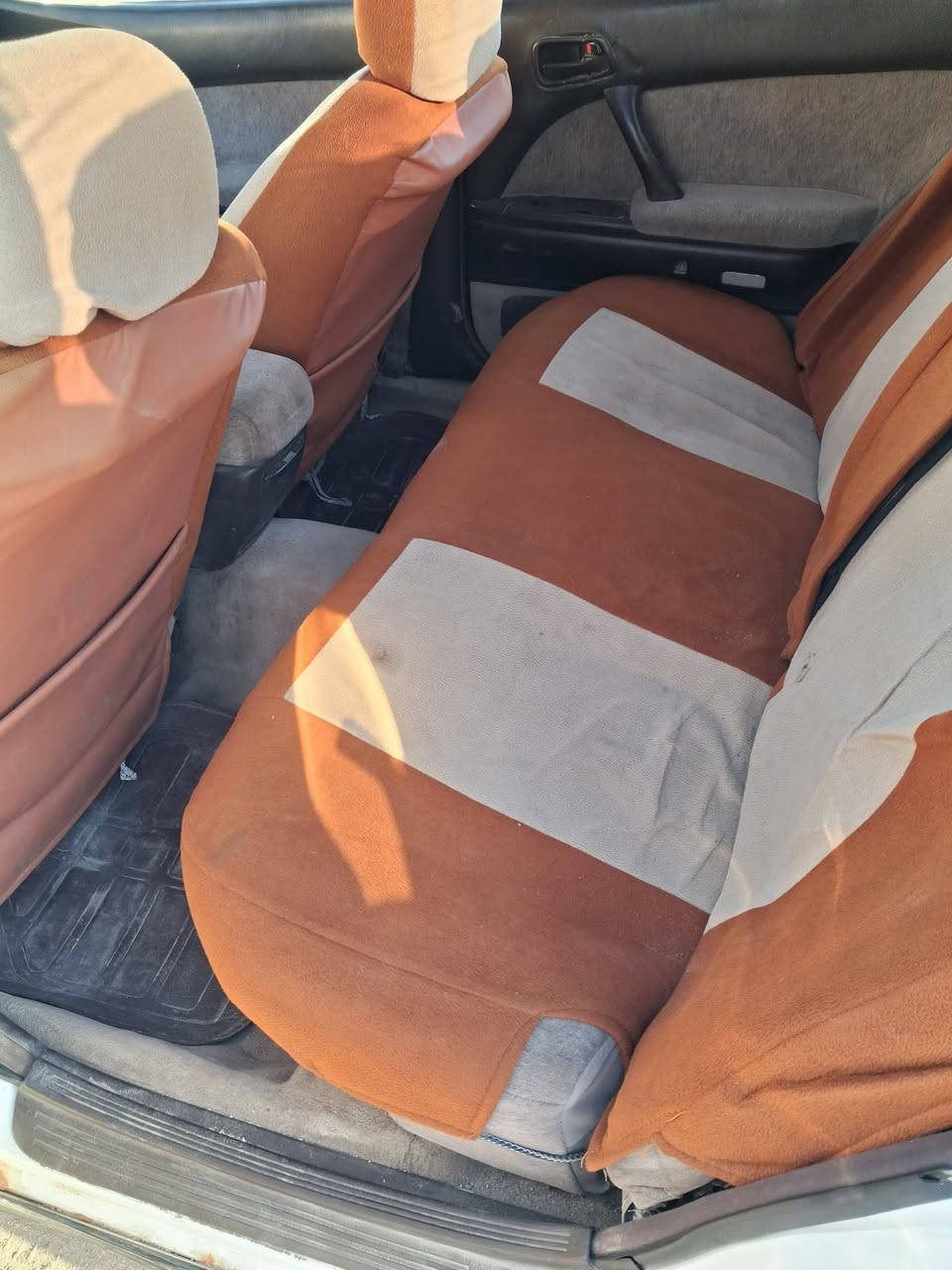 سلام عليكم بطه لبيع متصل موديل1993مكفوله كص ونقل كير مكينه حداده تبريد خير من الله سنويه جديه بسمي سنويه 30سعر 55العنوان بصره الزبير ***********
