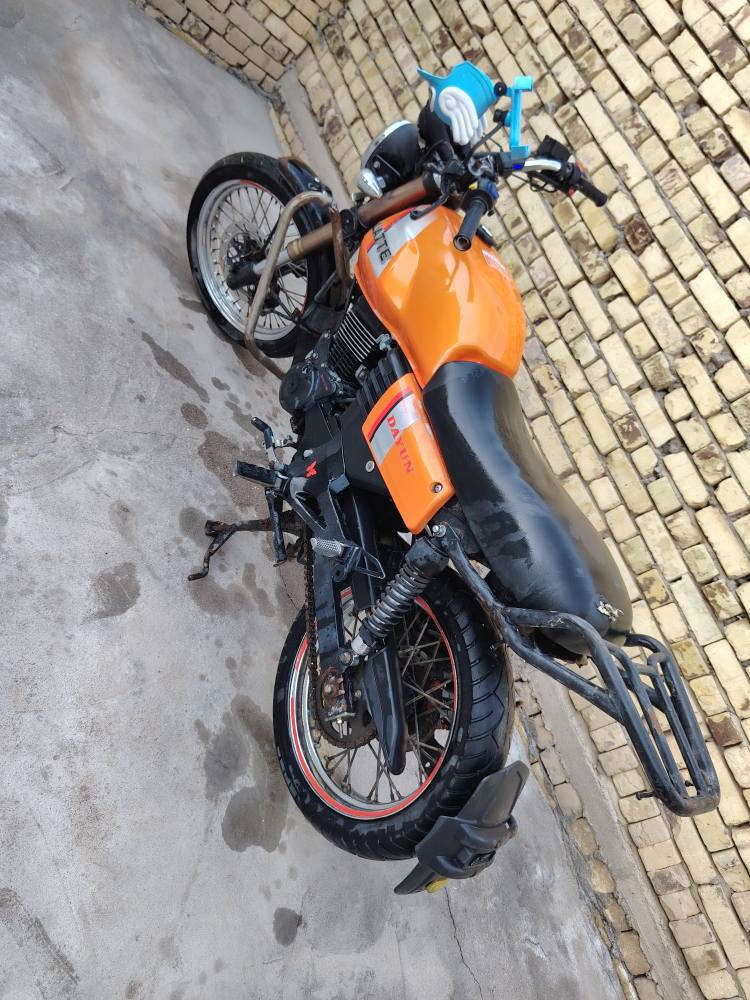 سلام عليكم دايون لايتي موديل 22 محرك 200 مرقمه بسمي سعر 1650 مكاني الناصريه المركز رقمي *********** ناصرية, ذي قار
