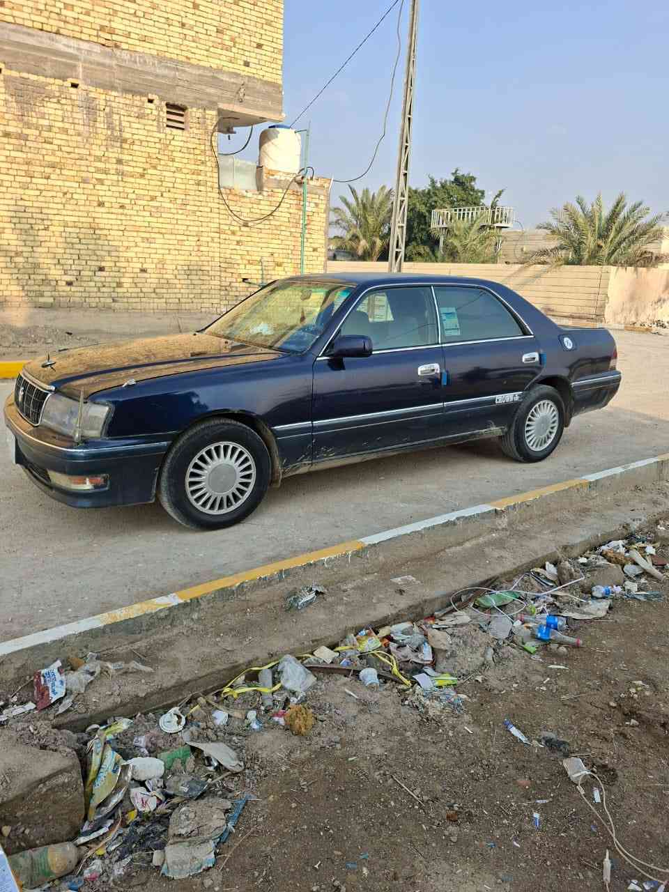 كراون راس الثور 99
رقم بصره 
مداور ثاني يوم 
مكفولة كص ونقل جثة واصوليات .مصبوغه عام
مكينة vvt 2500 فيشه وحده 
تخم تاير . حدادية .كير ، مكينة كله نظيف 

عنوانها /ذي قار -الشطره

***********

السعر 75 وبيها مجال
