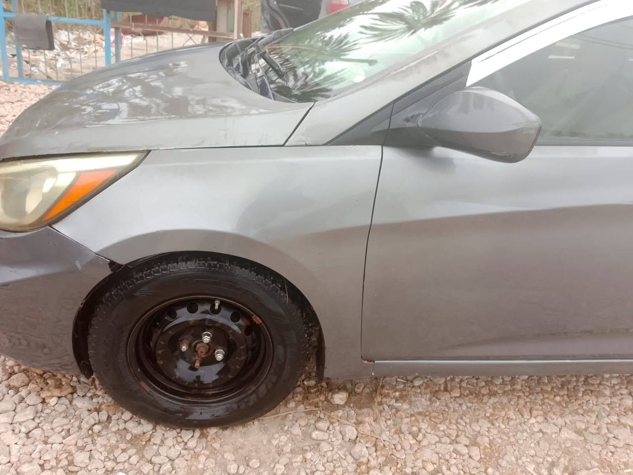 السلام عليكم اكسنت 17 وارد امريكي ضربه جاملغ وشويه من البنيد جهته السايق محرك gdi 1600 كير ومكينه مكفولات تراي حلو دواخل جدد ع وضع الشركه شاشه وكامره خلفيه تبريد ثلج السياره ماشيه 80ميل باسمي سنويه لل30 رقم بابل انكليزي مداور ثاني يوم نضيفه مكاني بابل الحله سعر 95 وبيها مجال ***********
