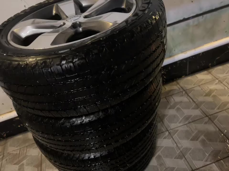 سلام عليكم ويل مال جيب خليجي كلش جديد تايرات جديدهالسعرً6كلش جديد مكاني بغداد يرموك هذا رقمي ***********
