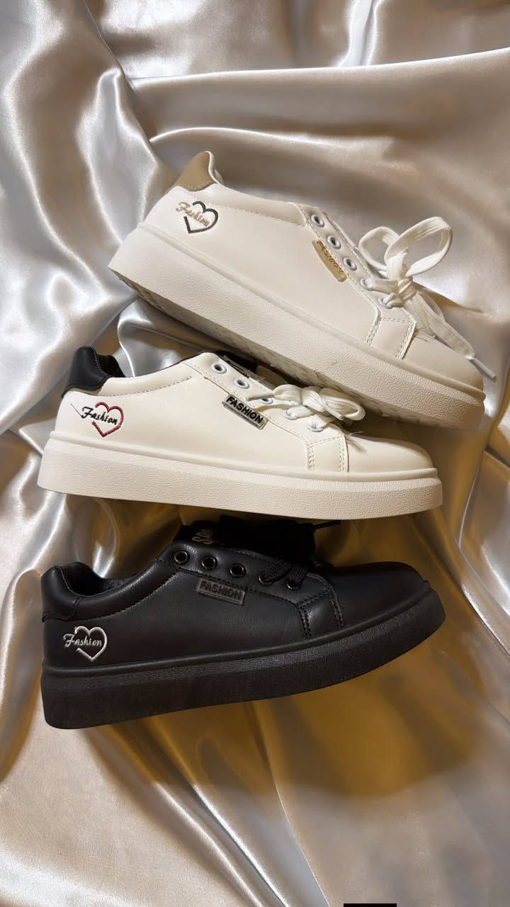 روز ستور 🌸مختص بأناقتك وجمالك للبنات والشباب 🌸
كل اللي تحتاجه للأناقة اليومية بمكان واحد 👇
👜 محافظ شبابي
⌚ ساعات نسائي
👟 أحذية رياضي
👞 أحذية سبورت
👜 حقائب نسائية
👛 جزدان نسائي
🕶️ نظارات

📌 تتوفر ألوان ومقاسات متعددة
💬 للحجز أو الاستفسار عن الألوان والقياسات:
📖 دايركت
📱 أو عن طريق الواتساب: ☎️ ***********
✨ بيج روز… اختاري أناقتك بثقة ✨
