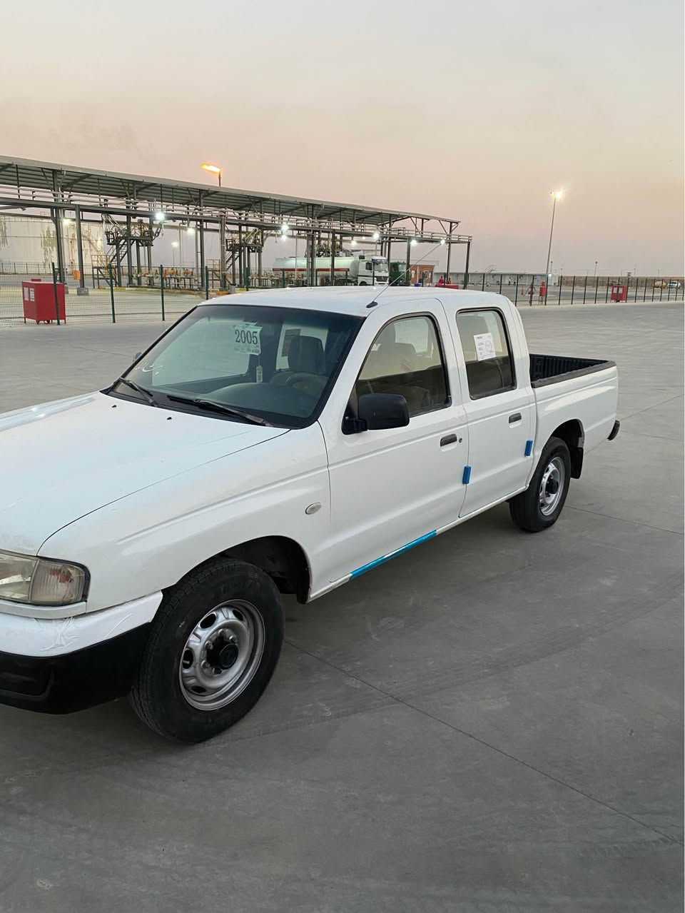 بيكاب مازدا موديل 2005 سياري جاهز سنوي جديد مابي اي نقص بي دفتر غاز ودفتر بنزين رقم كركوك شرط التحويل وغرامة سيار تايرات جديد صدر جديد تبريد ثلج بي قطعتين بدون دواخل سعر 70 ومجال لطيبين 
مكان كركوك 
رقم. *********** كركوك, العراق
