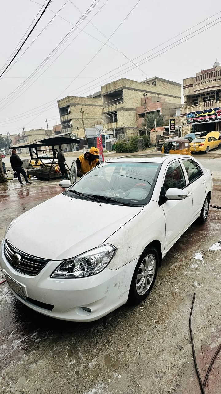 سلام عليكم
Byd g3 2013 ابيض خصوصي
رقم الماني واسط تحويل مباشر ثاني يوم 
سياره جاهزه من كلشي تدفئة تبريد 
صدرها نضيف 
شاشة 
بصمات عدد 2 تحكم عن بعد وتشغيل عن بعد 
فتحة 
اشاير بلمرايات 
بيها جاملغ معدل على بارد وبيها تلكيط خايسات تعال وشوف اقتنع ياله تاخذها سعرها 55 وبيها مجال


**إذا كنت صاحب هذا الإعلان وتريد حذفه لأي سبب، رجاءا أرسل رسالة إلى الدعم الفني**