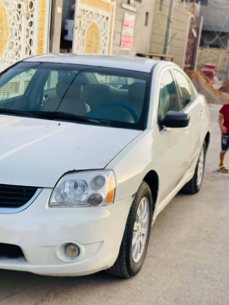 متسوبيشي گلنت 2007 وارد امريكي
مكينة 2400 جديدةعلى الشرط ما مفتوح
كير جديد على الشرط 
سياره جاهزة 
مكان السيارة الديوانية 
رقم بغداد بإسمي تحويل ثاني يوم 
السعر 68 وبي مجال قليل
للاستفسار الاتصال على الارقام 
رقم الهاتف1- *********** وات ساب 
رقم الهاتف  ***********
