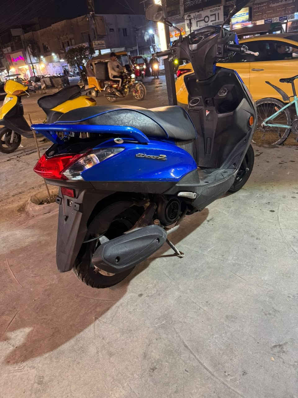 السلام عليكم اكزز حديث 2017 دراجة نظيفة ومرتبة شلعة ومعدل بيها نظام ايكو قبغ مسح سعرها 950 وبيها مجال بسيط بغداد الحرية ***********
