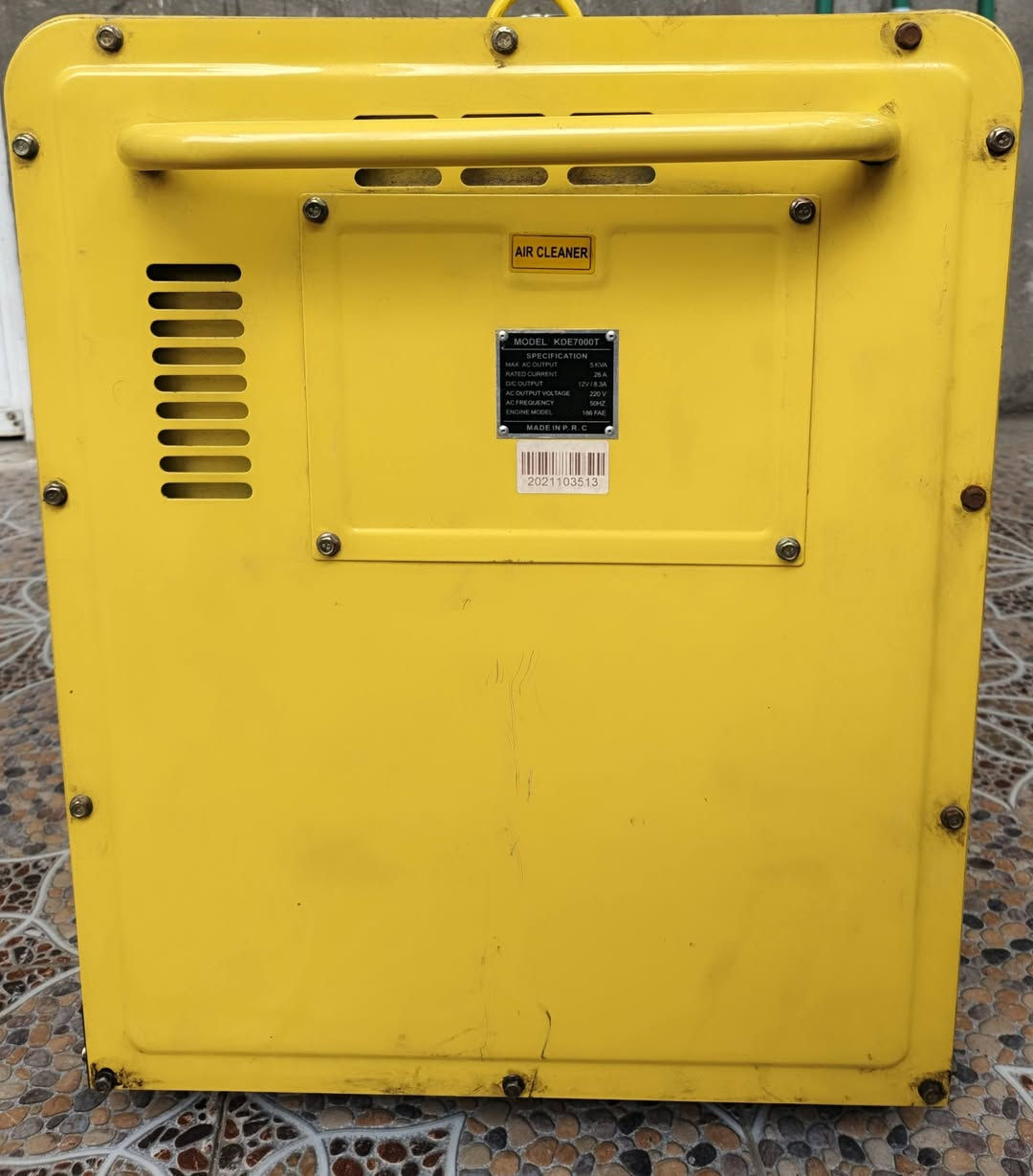 السلام عليكم
مولد للبيع محرك وتوليد نظيف جدا 
متروك فترة يراد باتري 
السعر ٤٠٠ وبي مجال 
*********** مكاني بابل
