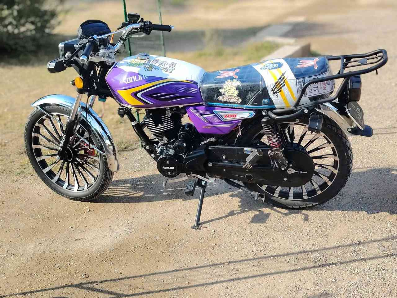 سيفان 2025 دراجه خير من الله محرك فول شلعه ومعدل فول دراجه ما ماشيه هواي بعدها اخت زيرو اوراق بيها سعر780وبيها مجال وحدة كارتونيه مكان ديالى دلي عباس ***********
