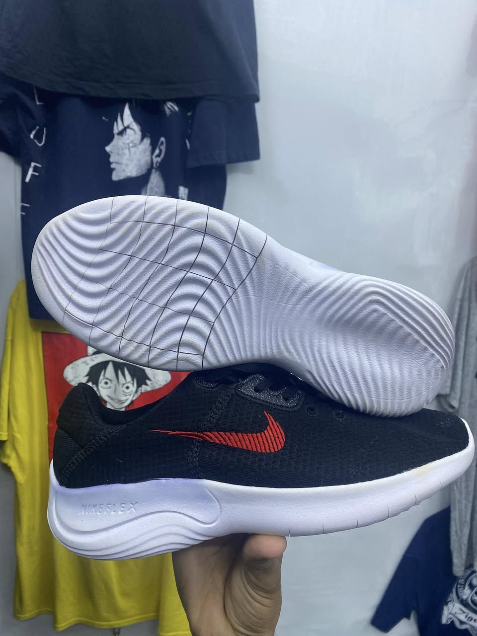 حذاء اوربي ما ملبوس وكاله القطعه ب30وبيهن خصم الزعفرانيه الاربع شوارع خلف ازياء عبود
للحجز ***********
