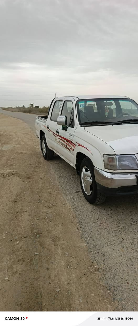 سلام عليكم لبيع بيكم تيوتا هلكس مديل  2005 كويتي
سياره مكفوله كفاله عامه محرك كير اكسن شركه تبريد شغال تخم تاير حداديه جديده رقم مثنئ انكليزي تحويل مباشر اسعر 125 وبيه مجال  لستفسار ع ارقم ‏‪***********‬‏
