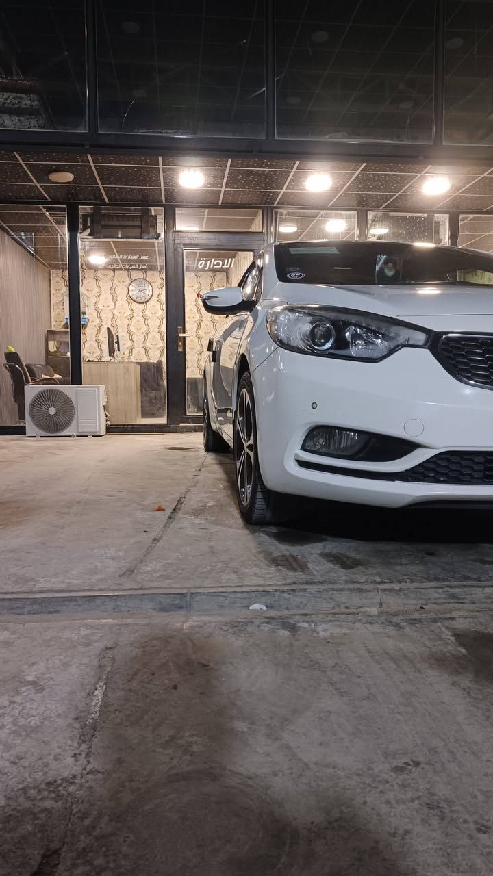 السلام عليكم
كيا سيراتو2013 ( خـليـجـي )
فول فول مواصفات سلايد فتحة سقف 
رقم اربيل تريد وكاله او تحويل 
موصفات السياره سلايت تحكم 
ستيرن مثبت سرعه شفتات ستيرن مري 
شفط 5 ويل كب تبريد قطعتين كامره
 حساسات أمامية وخلفية لايتات شمعه
 ليد أمامه وخلفي  ستيرن ثلاث وضعيات 
قيادة السنويه جديد وهزة جديده
 تعديل بارد قليل ب جاملغ الامامي 
السياره ماشيه فوك200الف
 وكير سياره بشرط مكفول
السعر 122 وبيها مجال 
 مكان السياره النجف الأشرف ***********
